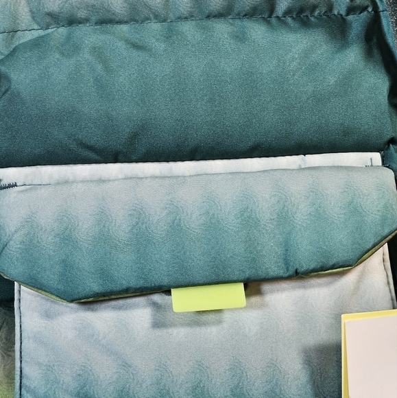 All In Motion Boys' Puffer Jacket With Hood & Cuffed Mittens Green - Picture 10 of 11